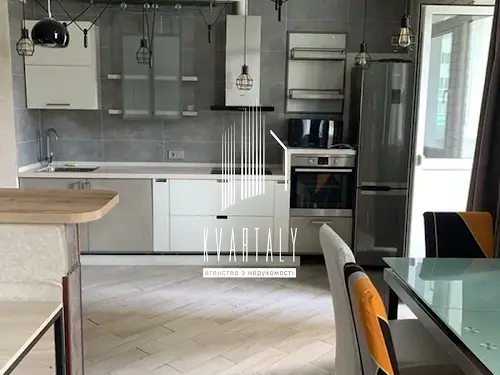 квартира за адресою Воскресенська, 16А