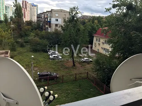 квартира за адресою Бульвар Ярослава Гашека, 18