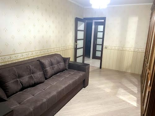 квартира за адресою Миколи Ушакова вул.