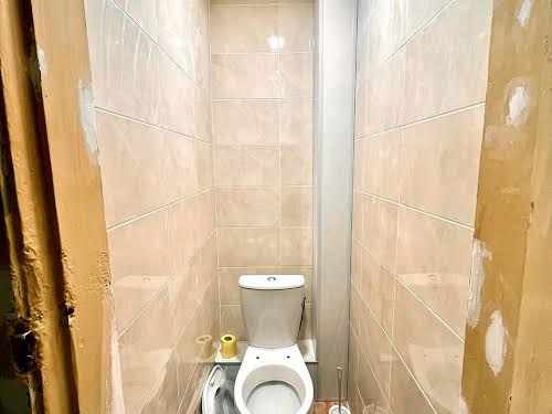 квартира за адресою Старомостова пл. (Миколи Островського), 1