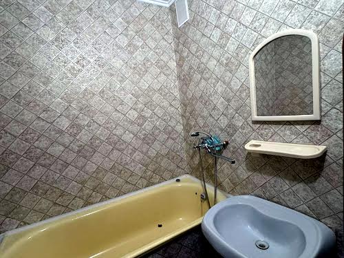 квартира за адресою Панаса Мирного вул., 28/3