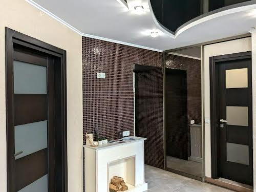 коммерческая по адресу Ровно, Саломеи Крушельницкой ул., 75