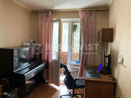 квартира за адресою Леся Курбаса просп., 18
