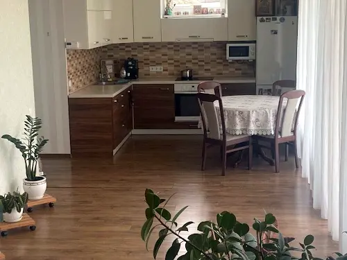 будинок за адресою Урожайна вул., 19