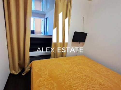 квартира за адресою Проспект Героев, 21