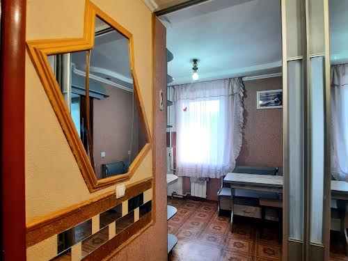 квартира за адресою пр-т Л.Українки, 72