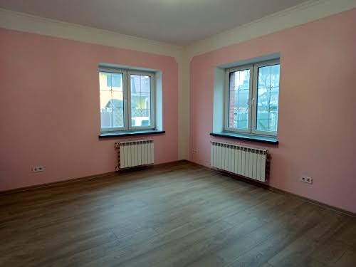комерційна за адресою вул. Пересопницька, 170