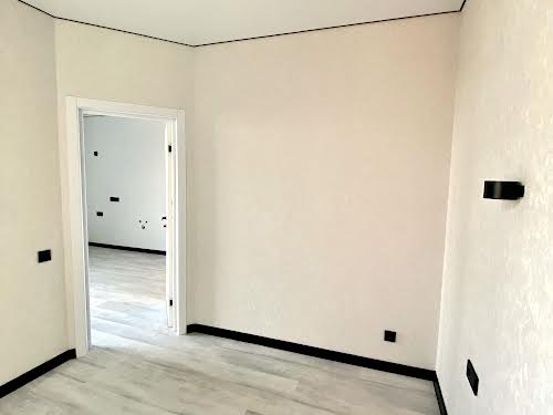 квартира за адресою Лисичівка, 4