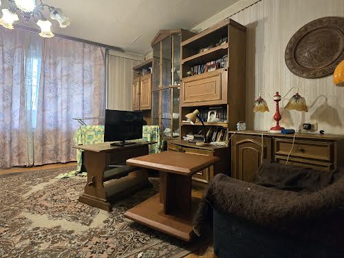 квартира за адресою Голосіївський просп. (40-річчя Жовтня), 25