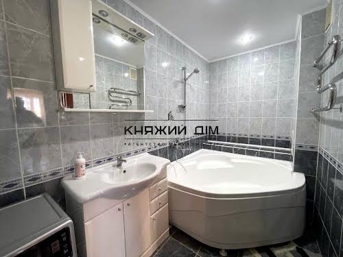 квартира за адресою Соломії Крушельницької вул., 5