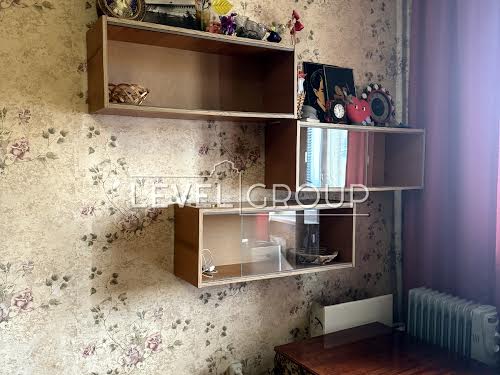 квартира за адресою Ревуцького вул., 24/4