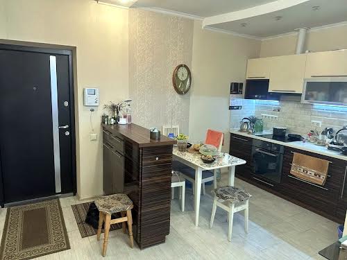квартира за адресою Автозаводська вул., 29а
