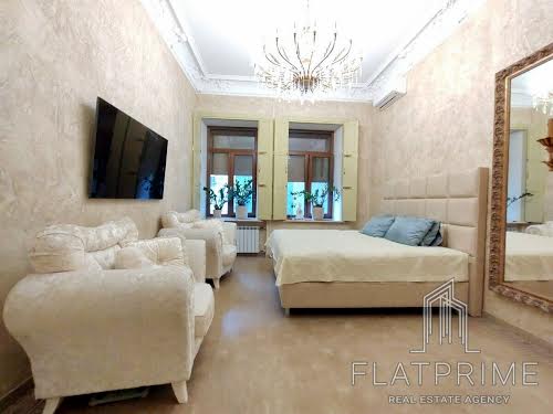 квартира за адресою Михайлівська вул., 24В
