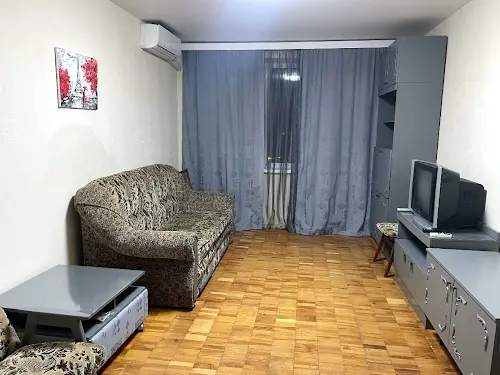квартира за адресою Вахтанга Кікабідзе вул. (Булгакова), 15а