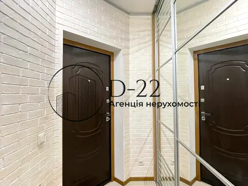 квартира за адресою Ревуцького вул., 7-В