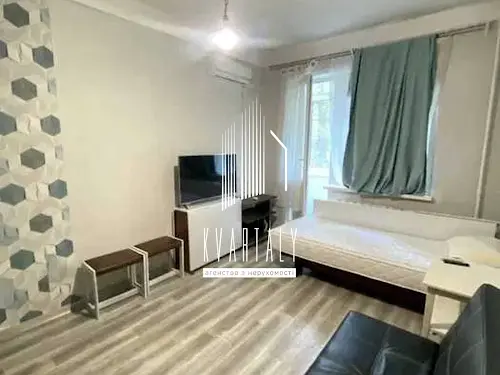 квартира за адресою Ушинського вул., 9
