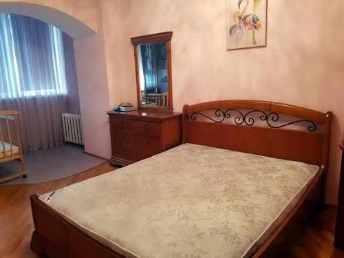 квартира за адресою Хмельницька вул., 10