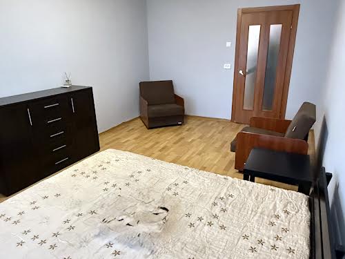 квартира по адресу Олены Пчилки ул., 4