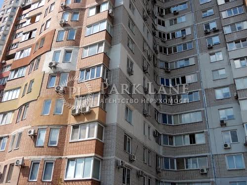 квартира за адресою Миколи Амосова вул., 4
