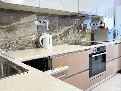 квартира за адресою Регенераторна вул., 4 к8