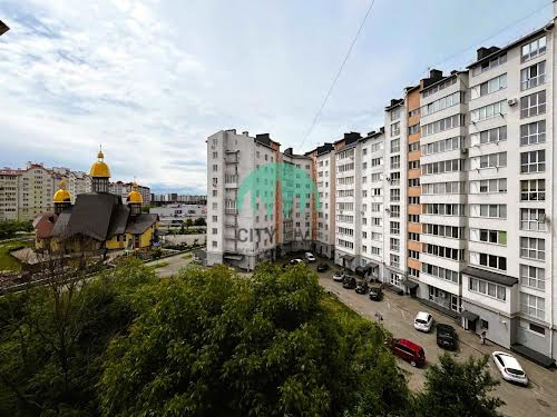 квартира за адресою Івана Миколайчука вул., 8