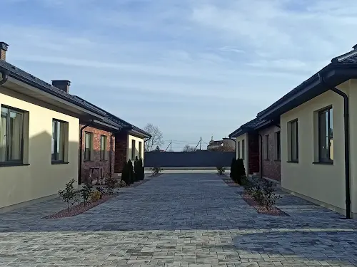 будинок за адресою с. Минай, Довженка, 12