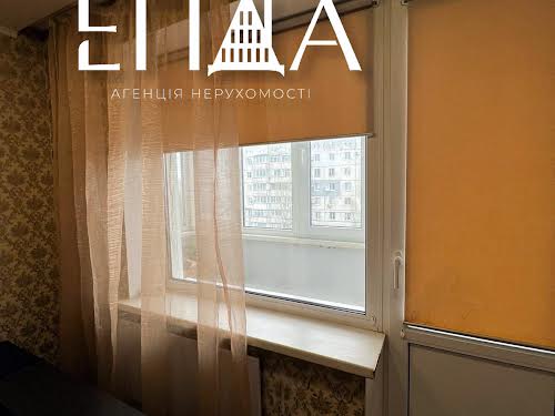 квартира по адресу Героев Украины ул. (Героїв Сталінграду), 26