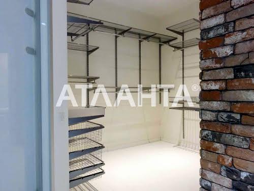 квартира за адресою Середньофонтанська вул., 19а