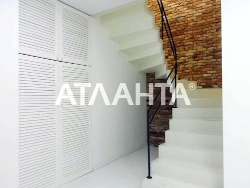 квартира за адресою Середньофонтанська вул., 19а