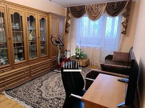 квартира по адресу Академика Глушкова просп., 45