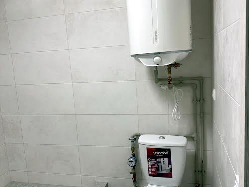 квартира за адресою Дмитра Яворницького вул., 4
