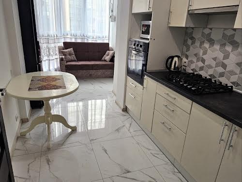 квартира за адресою Мартинова, 2