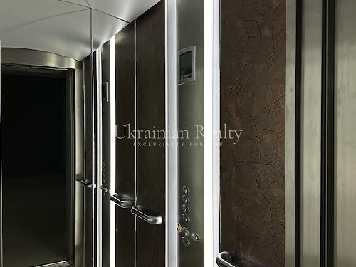 коммерческая по адресу Киев, Новоселицкая ул., 7
