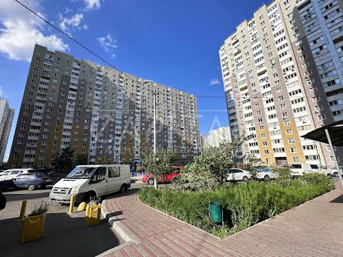 квартира за адресою Закревського Миколи вул., 95В