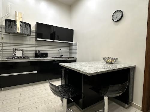 квартира за адресою Канатна вул., 75