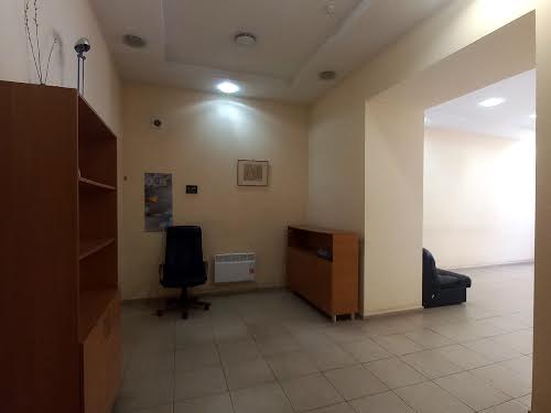 комерційна за адресою Пастера вул., 36