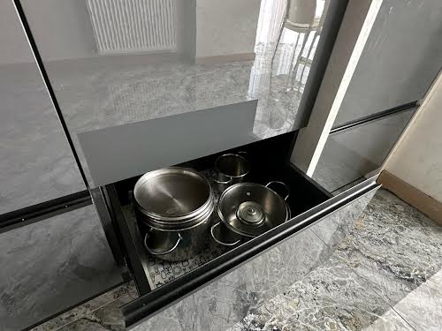 квартира за адресою Генерала М. Тарнавського пров., 8