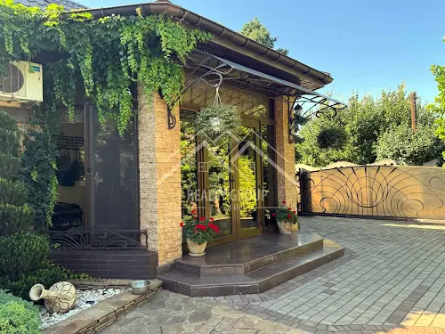 будинок за адресою Кривий Ріг, Ентузіастів вул., 12