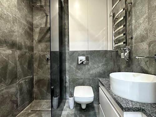 квартира за адресою Скоропадского, 8