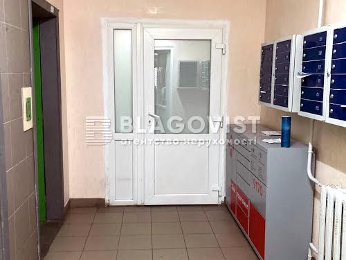 квартира за адресою Соснова вул., 10