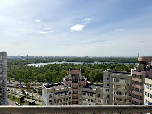 квартира за адресою Оноре де Бальзака вул., 6