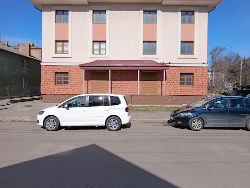 комерційна за адресою вул. Пересопницька, 170