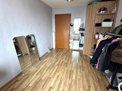 квартира за адресою Будівельників вул., 27А