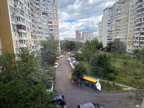 квартира по адресу Анны Ахматовой ул., 8