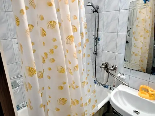 квартира за адресою Добровольців пров., 10