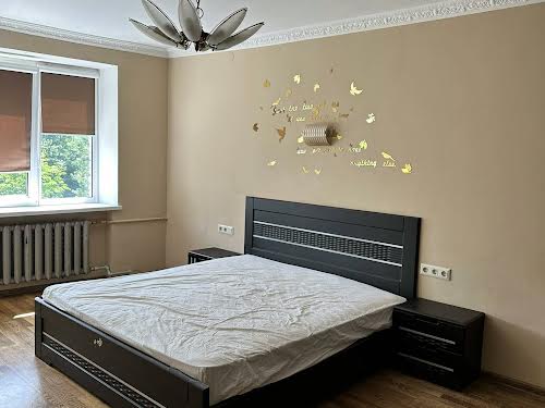 квартира за адресою Садова вул., 23