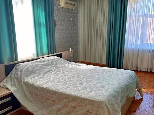 будинок за адресою 3-тя Радіозаводська, 18