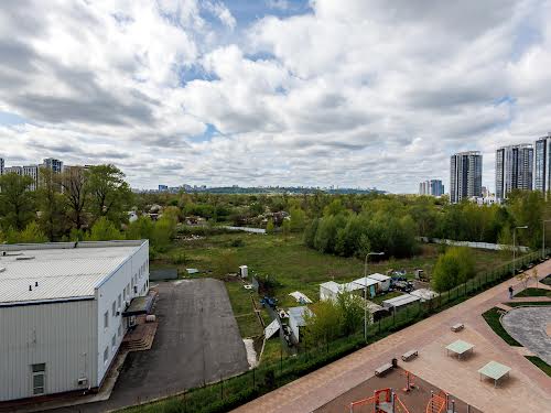 квартира по адресу Днепровская наб., 18б