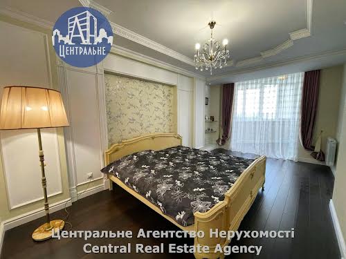 квартира за адресою Героїв Майдану вул. (Червоноармійська), 55