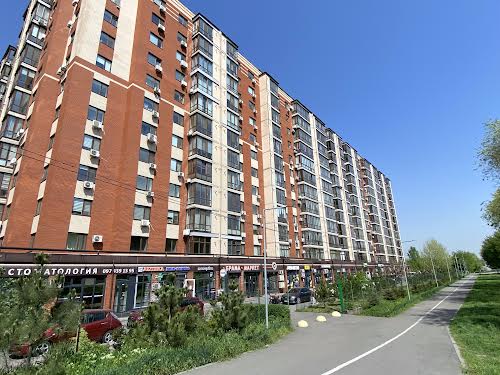 квартира за адресою Співдружності вул., 1